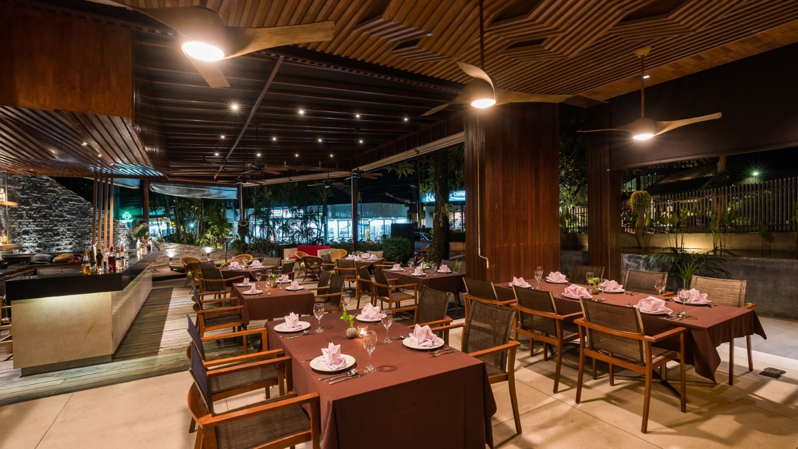 restaurants-gusto-restaurant