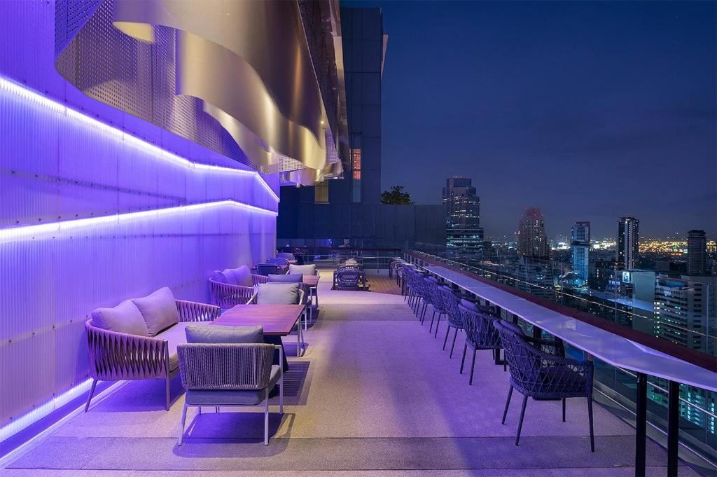 restaurants-the-roof38-bar
