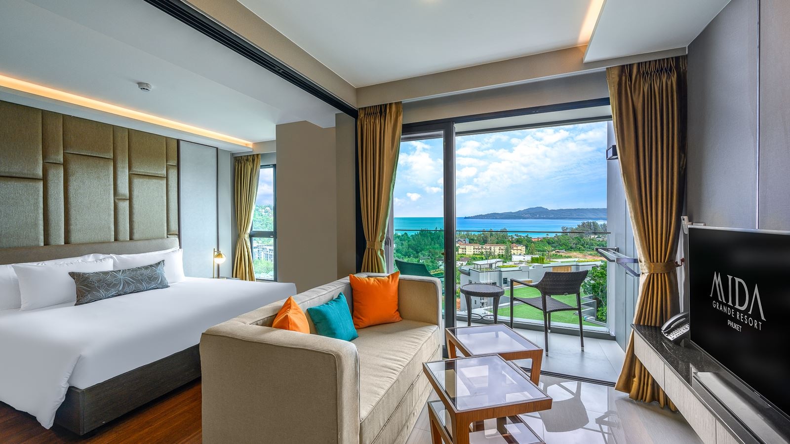 rooms-deluxe-ocean-view