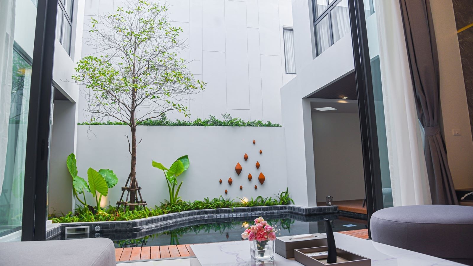 rooms-grand-pool-villa-4-bedroom