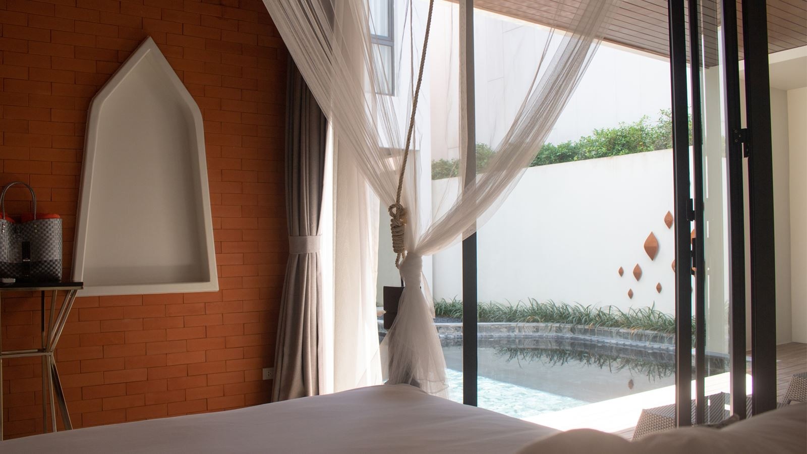 rooms-grand-pool-villa-4-bedroom