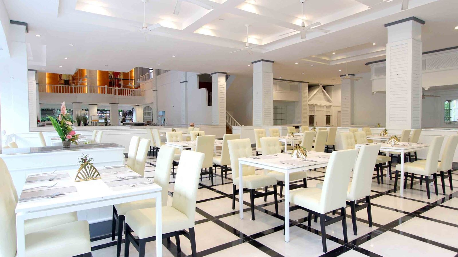 restaurants-the-pooh-restaurant