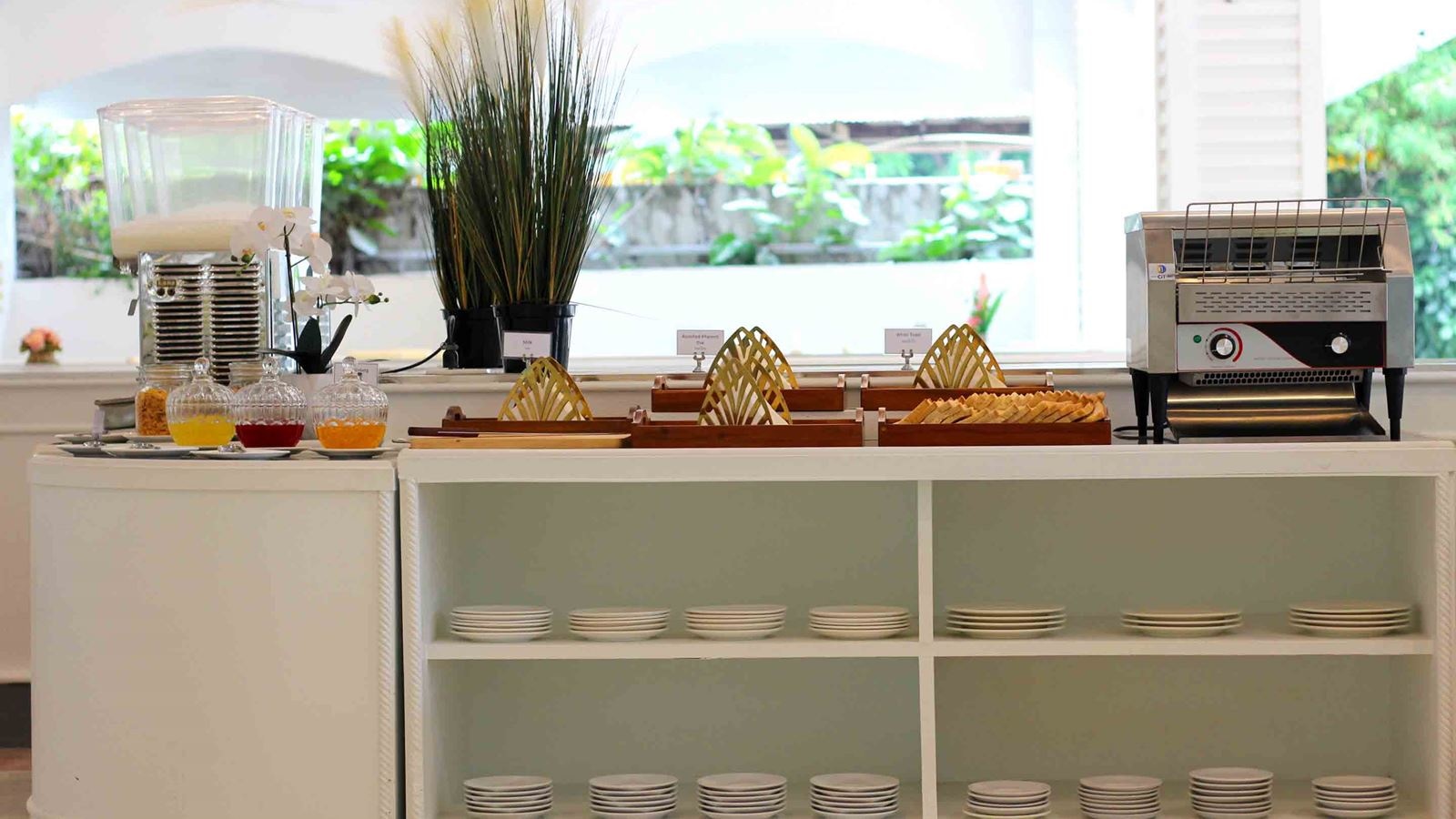 restaurants-the-pooh-restaurant