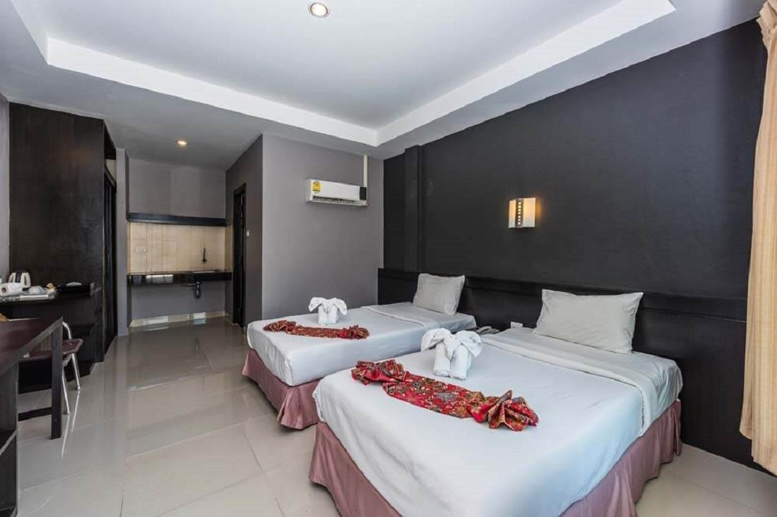 rooms-deluxe-bungalow