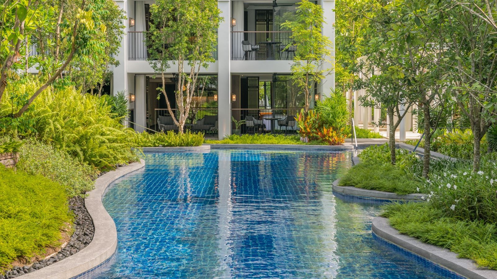 rooms-two-bedroom-suite-pool-access