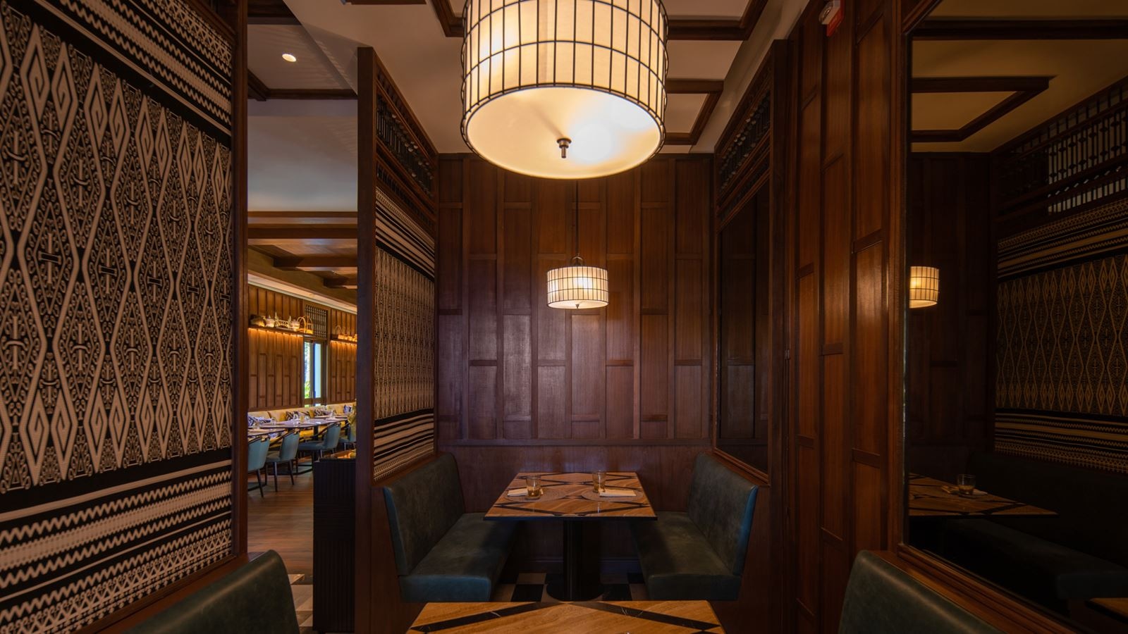 restaurants-takrai--thai-restaurant