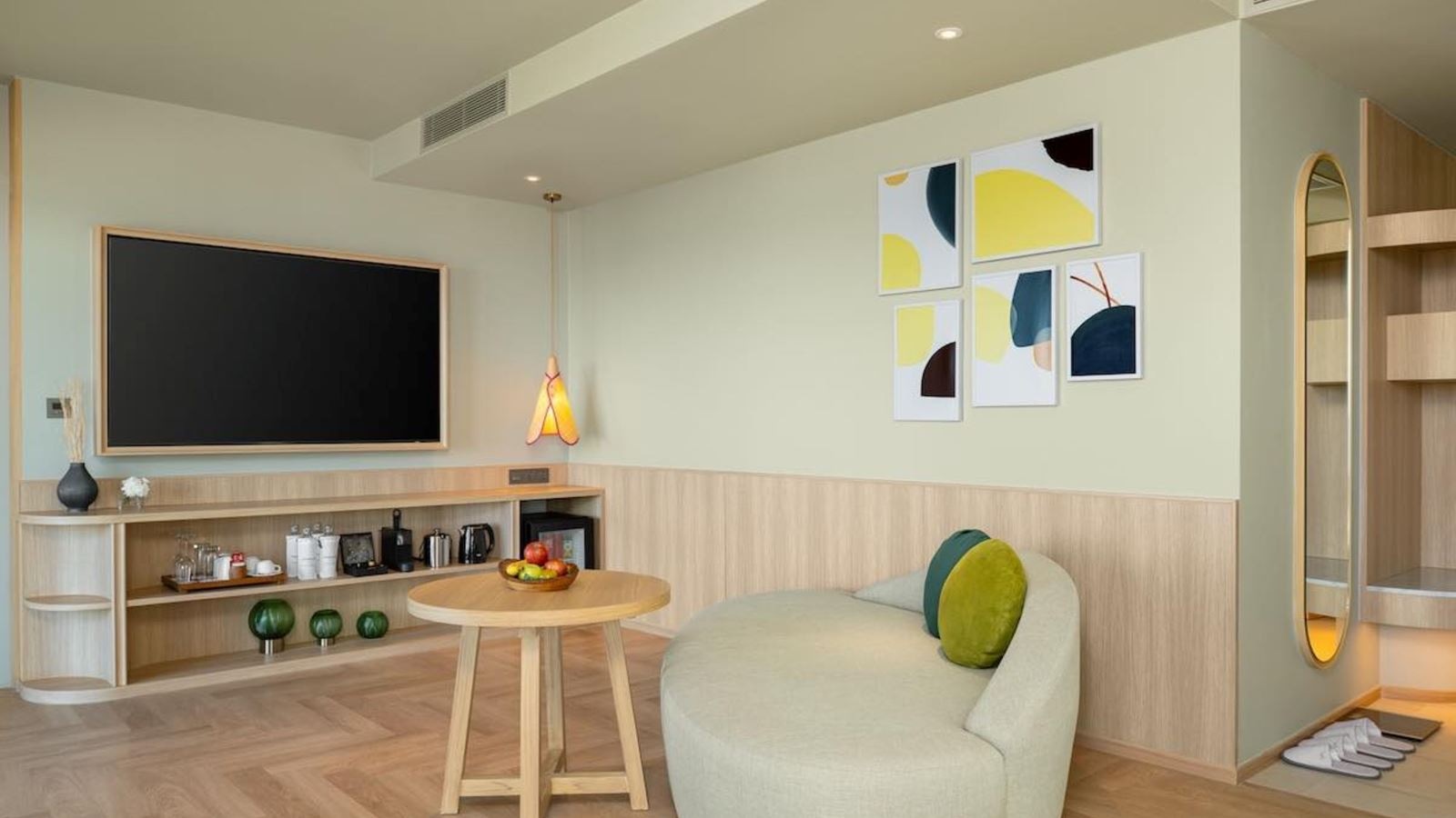 rooms-junior-suite-ocean-view-with-balcony