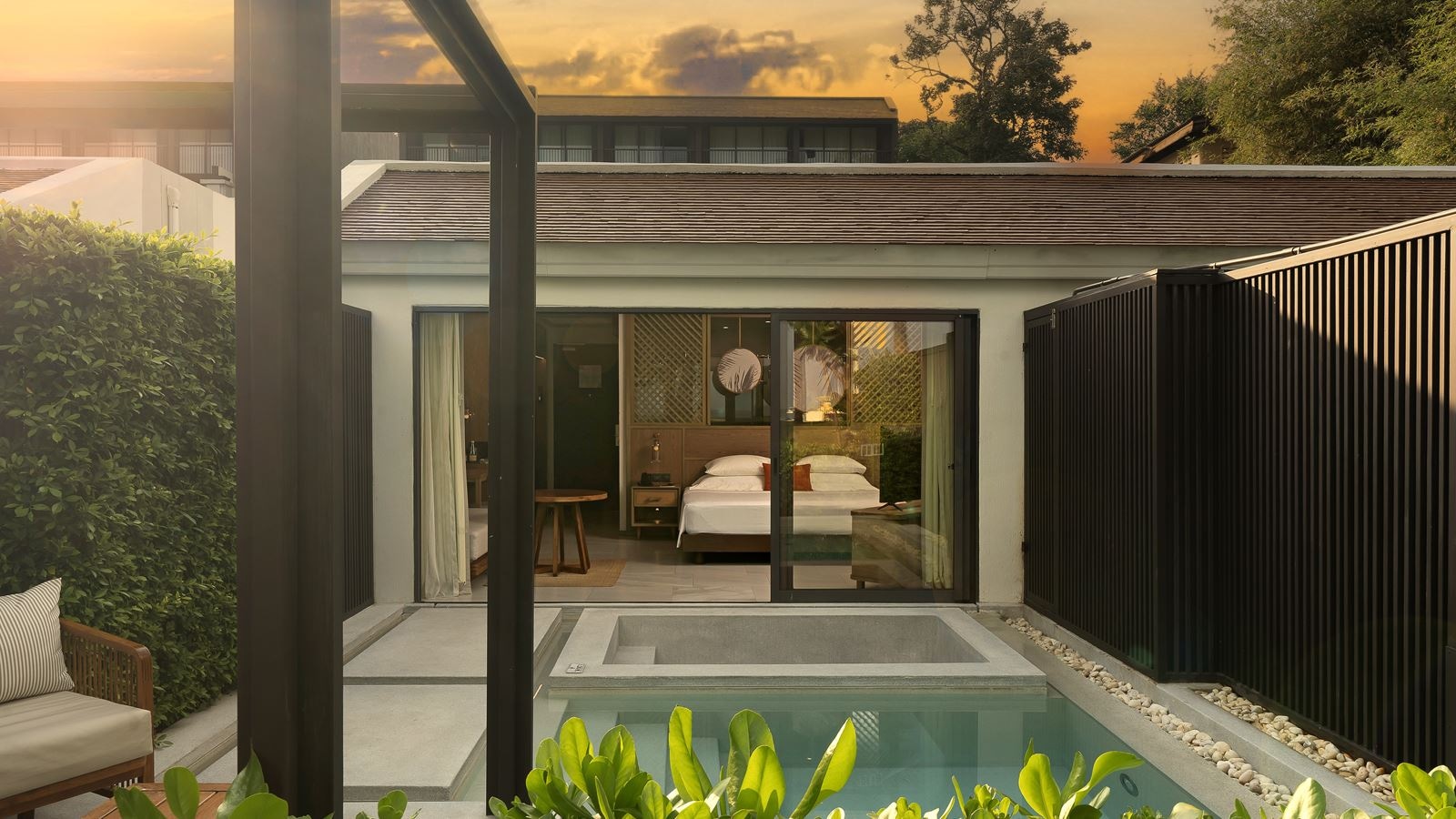 rooms-beachfront-pool-villa