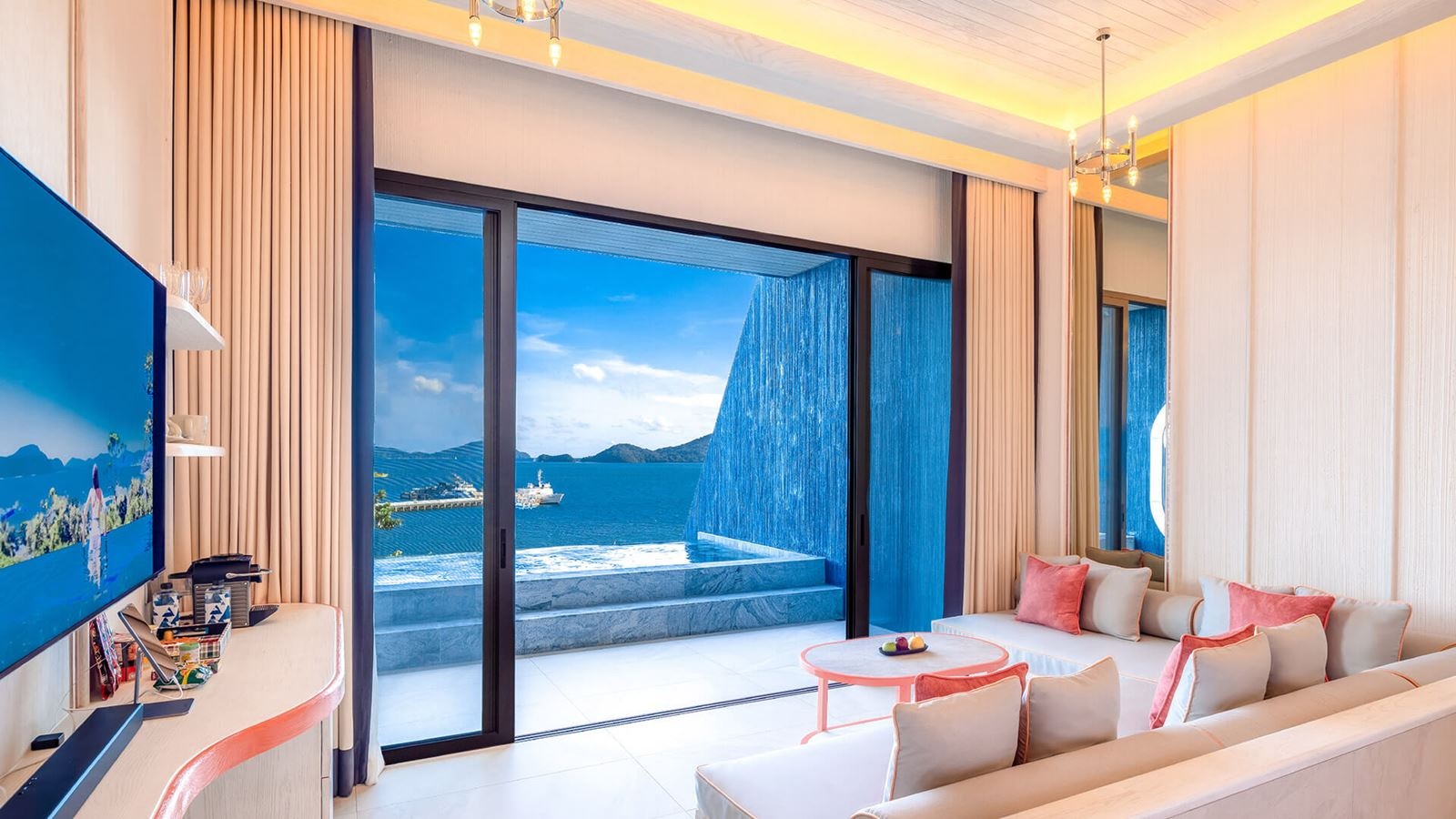 rooms-yaya-pool-suite-ocean