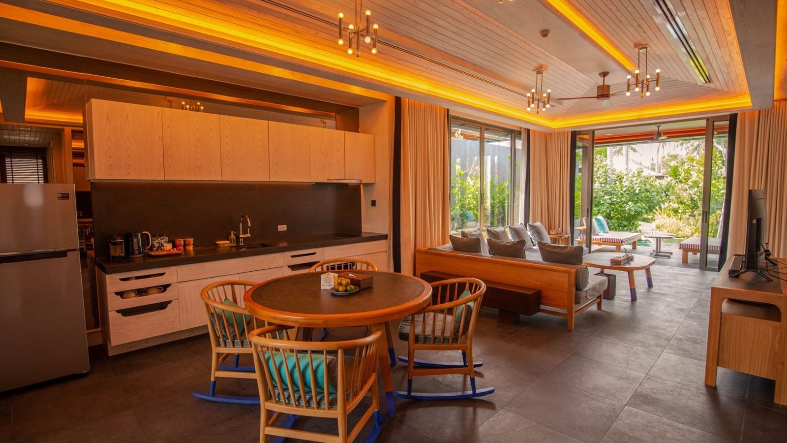 rooms-one-bedroom-luxury-pool-villa