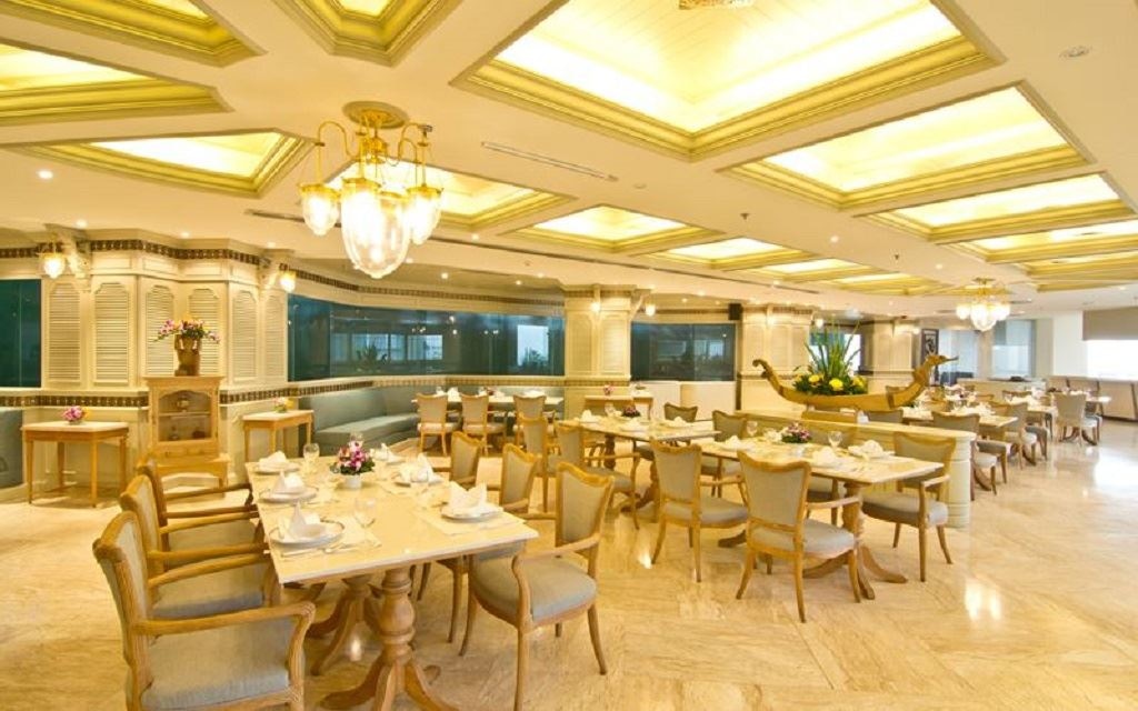 restaurants-larn-thong--authentic-thai-traditions