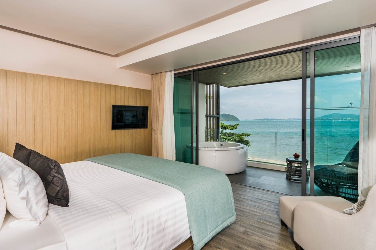 rooms-premier-beachfront