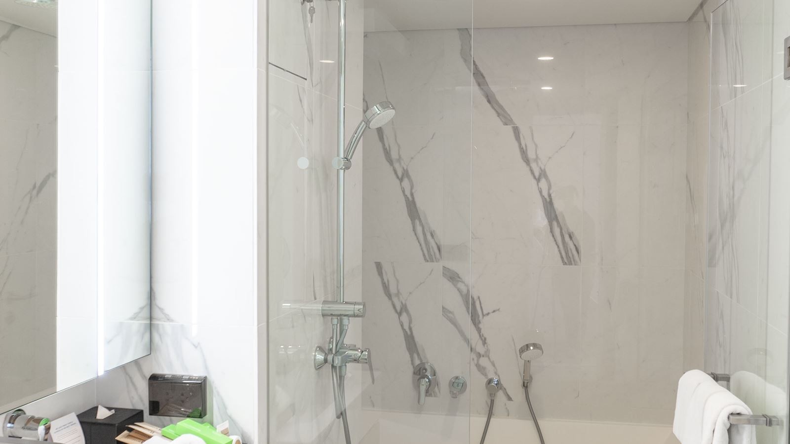 rooms-duplex-family-suite