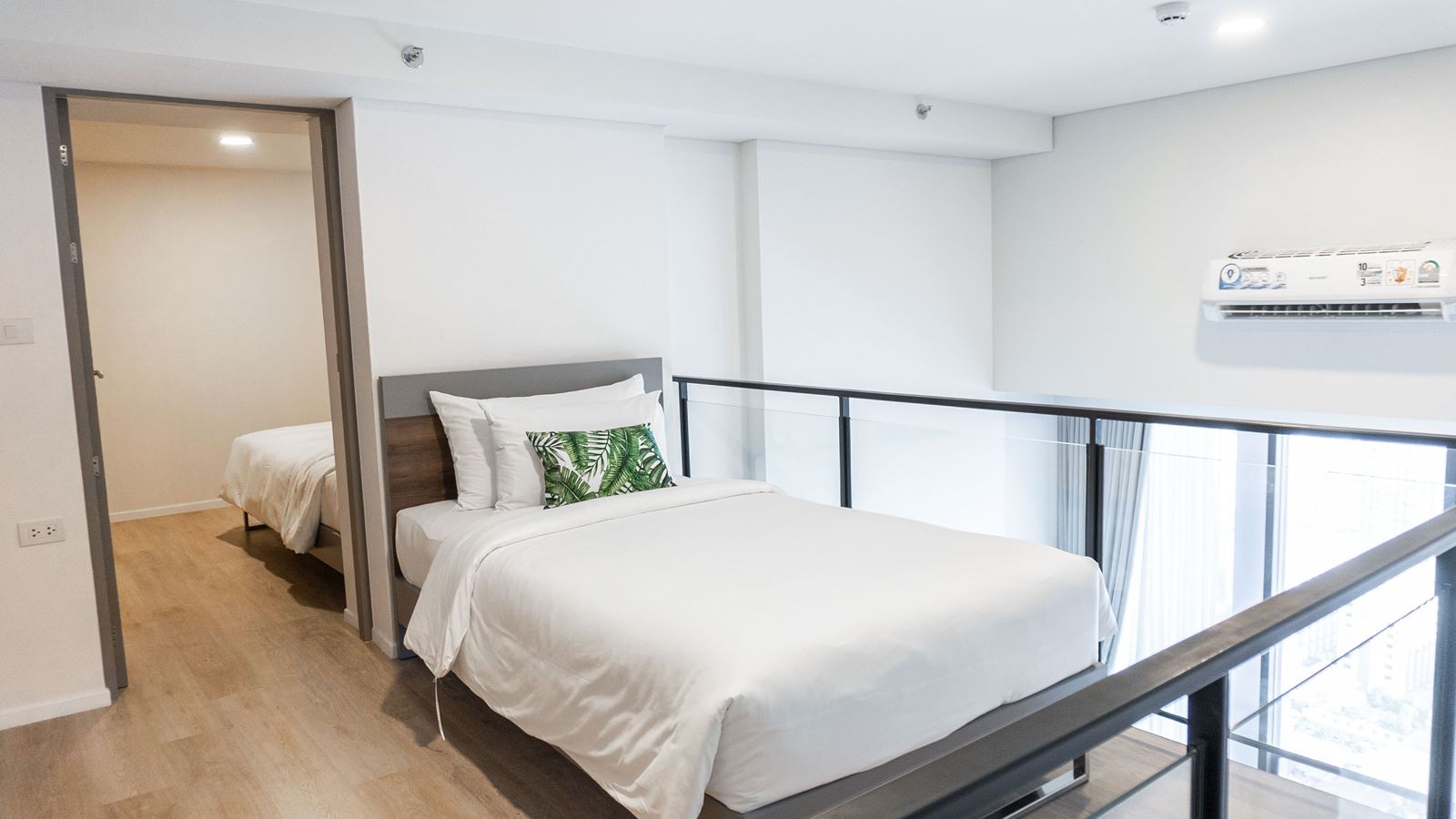 rooms-two-bedroom-duplex-suite