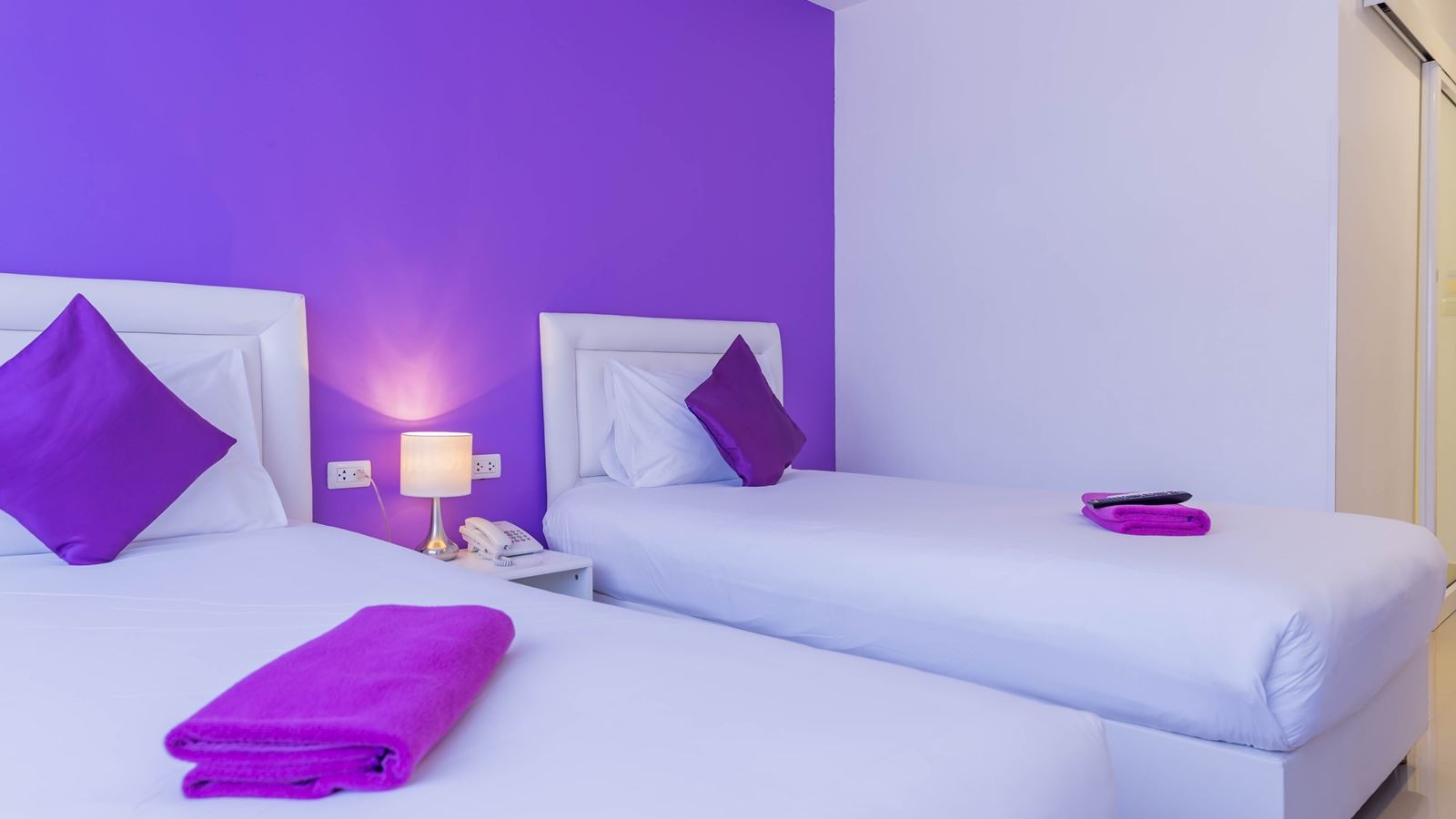 rooms-superior-twin-room