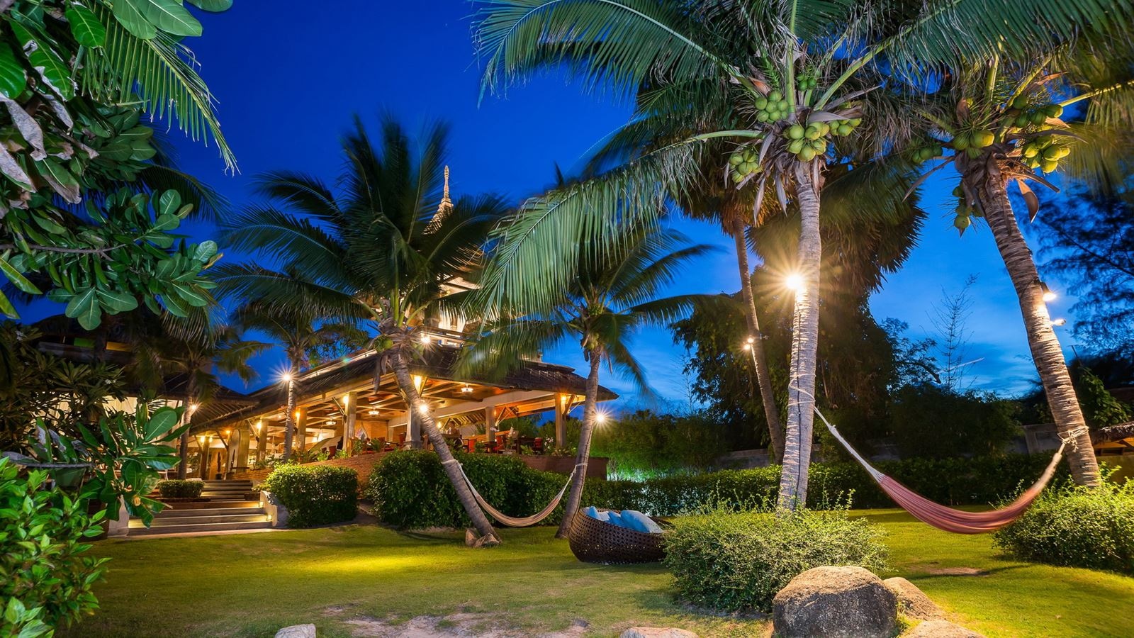 restaurants-spice-zone-beach-restaurant