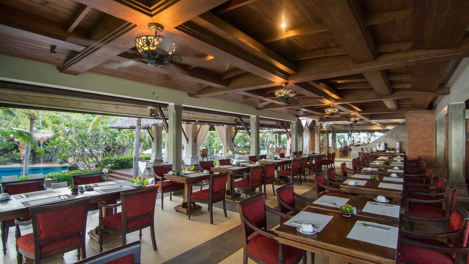 restaurants-spice-zone-beach-restaurant