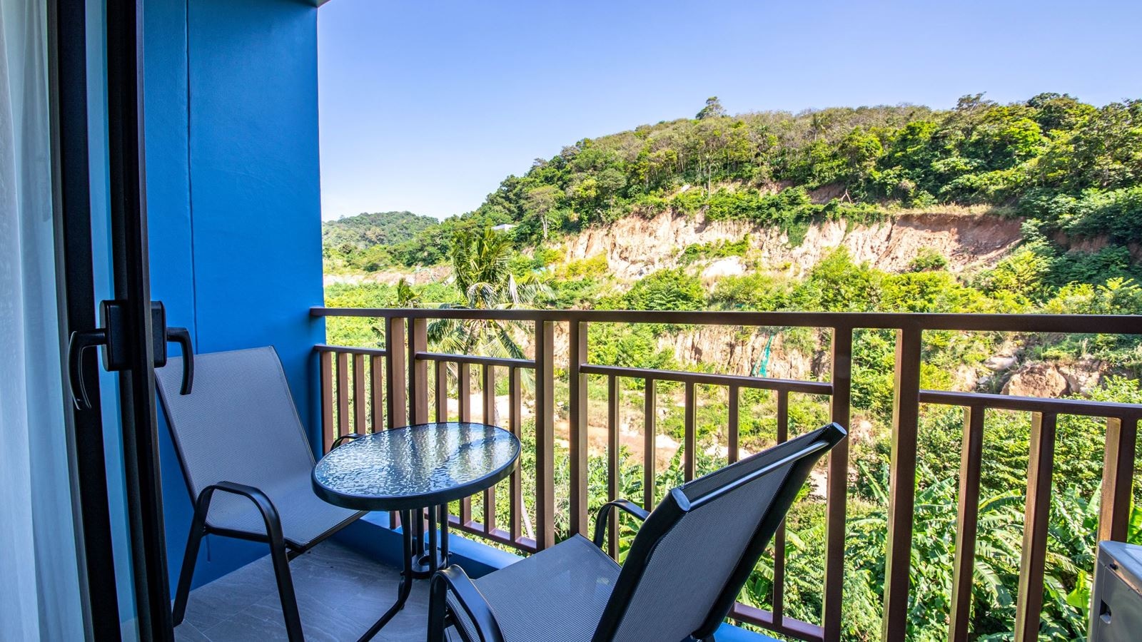 rooms-executive-room