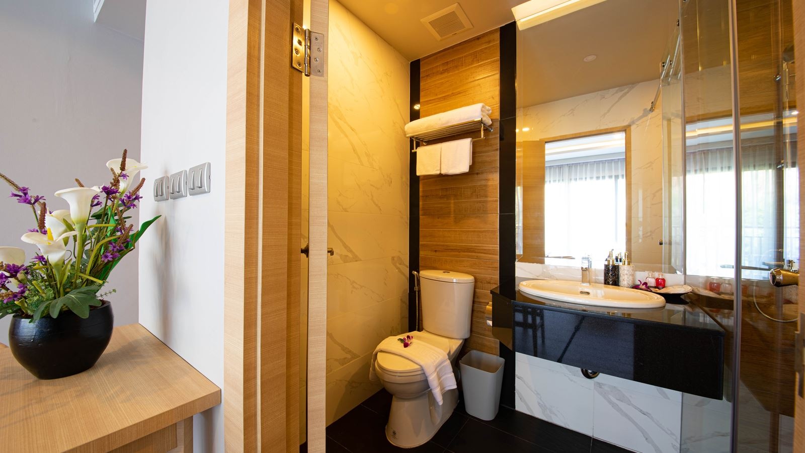 rooms-2-bedroom-family-suite