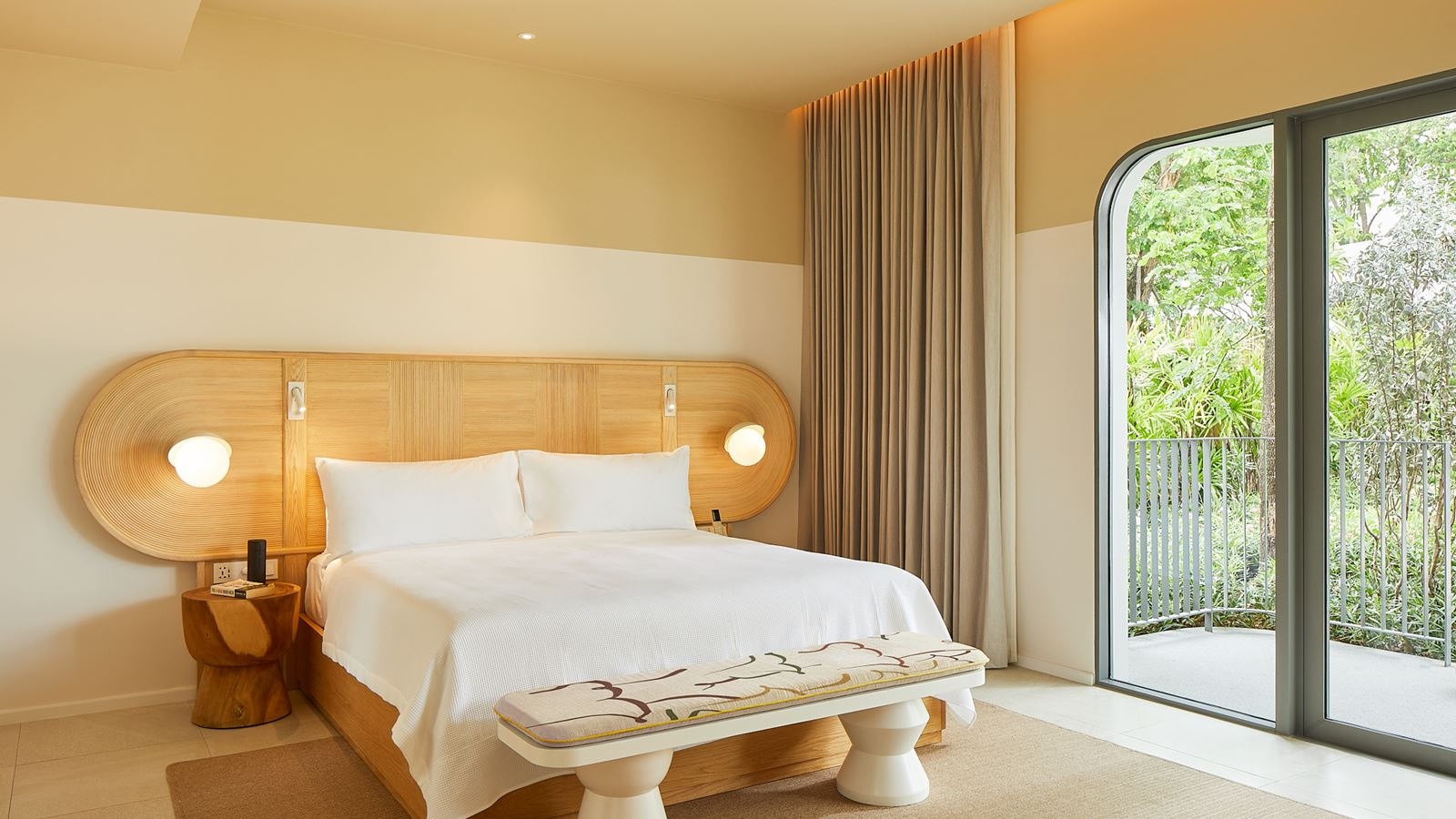 rooms-plush-pool-villa