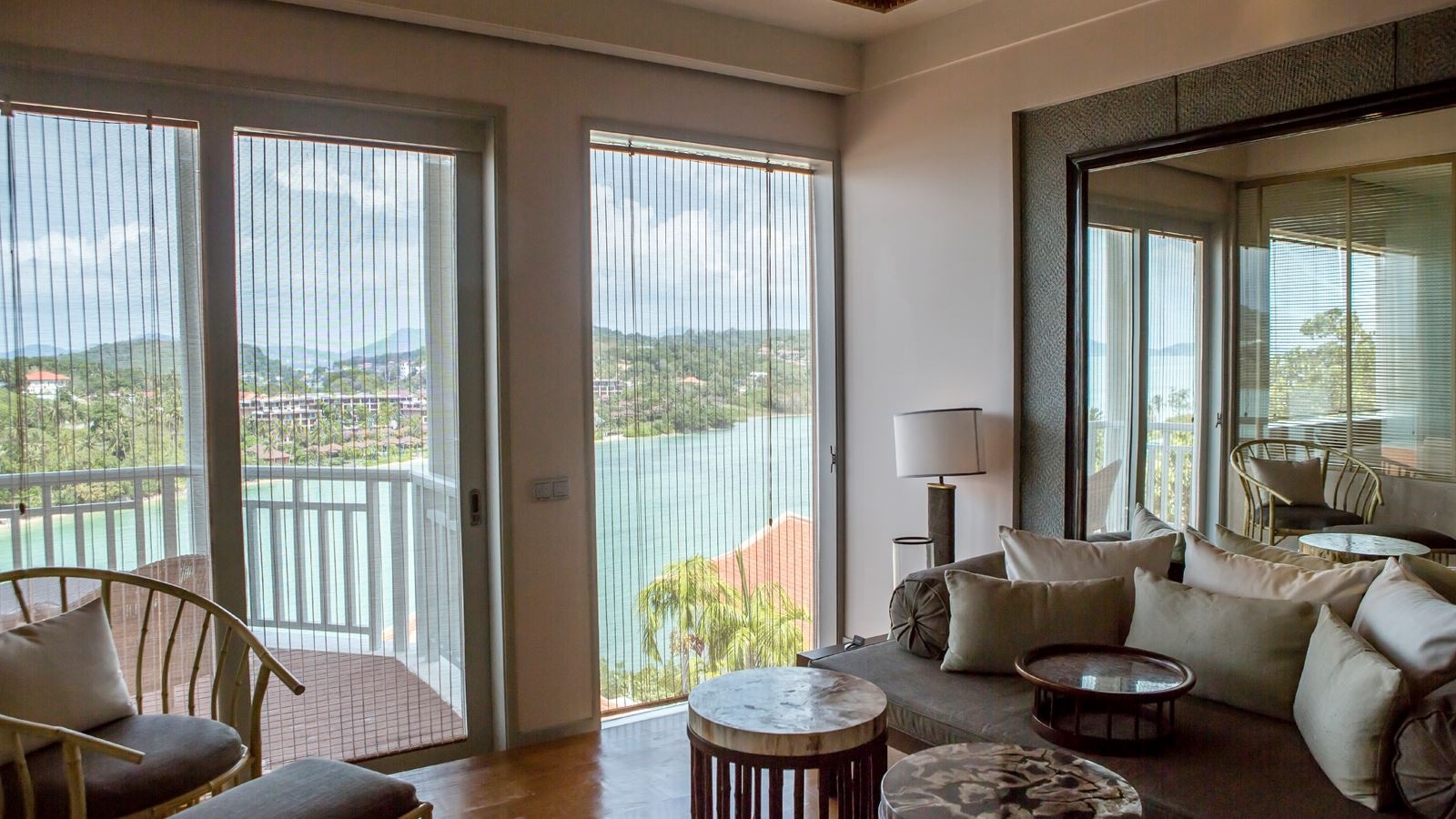 rooms-cape-panwa-suite