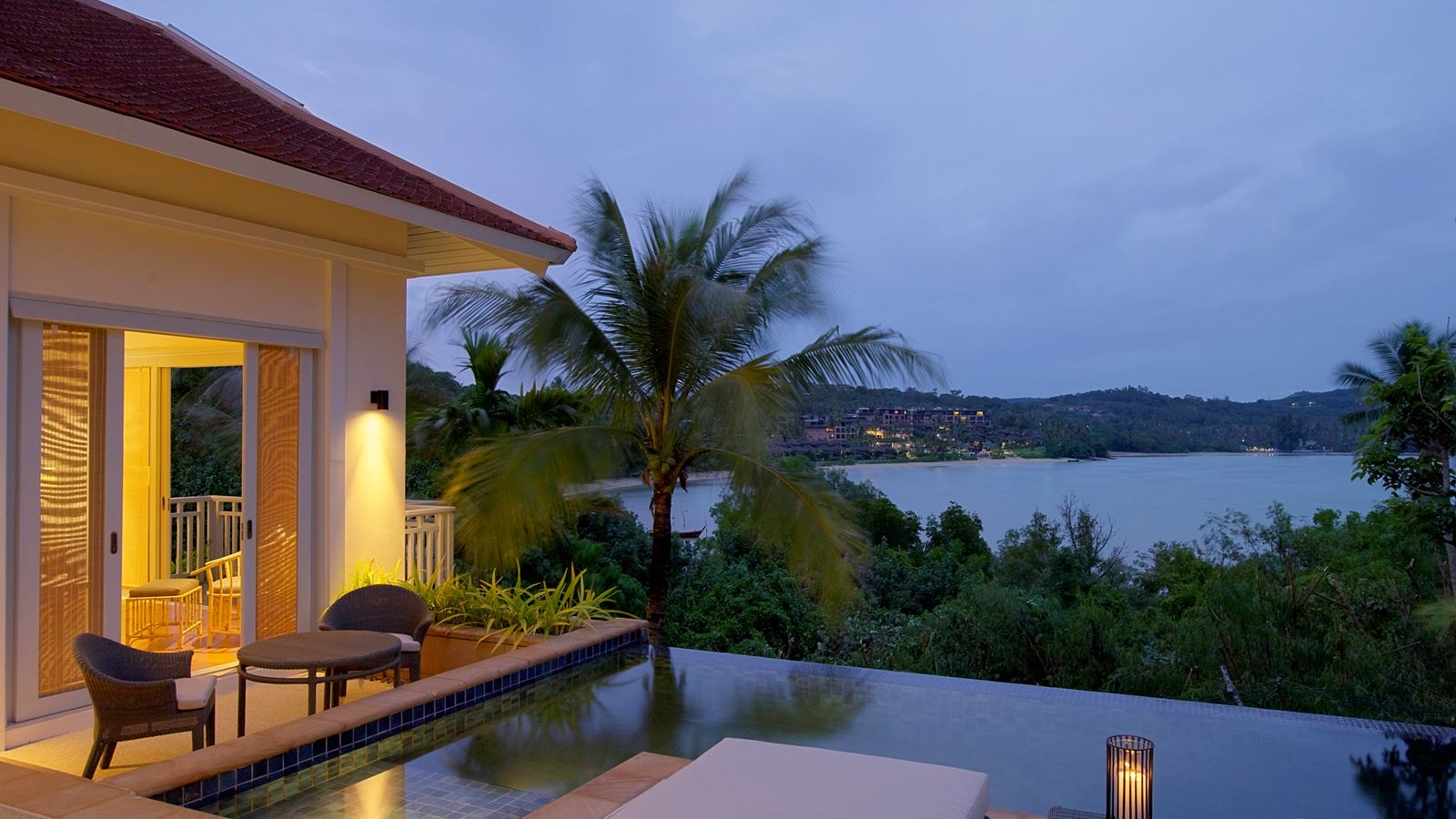 rooms-bay-view-pool-villa