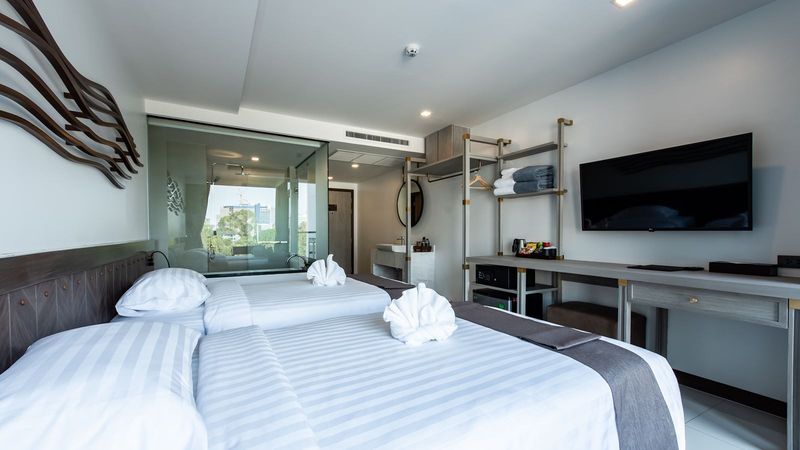 rooms-superior-city-view