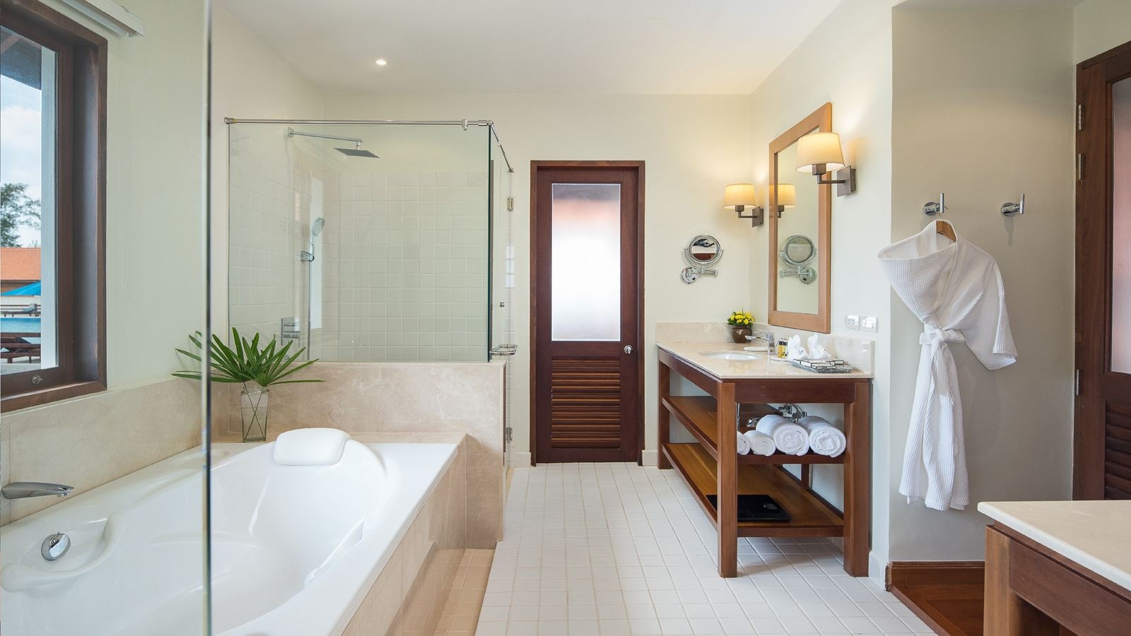 rooms-villa-pool-view