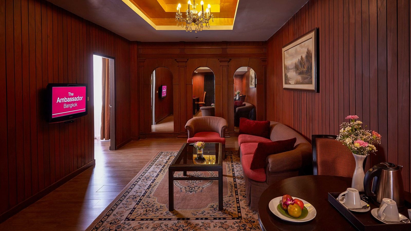 rooms-amtel-suite-main-wing