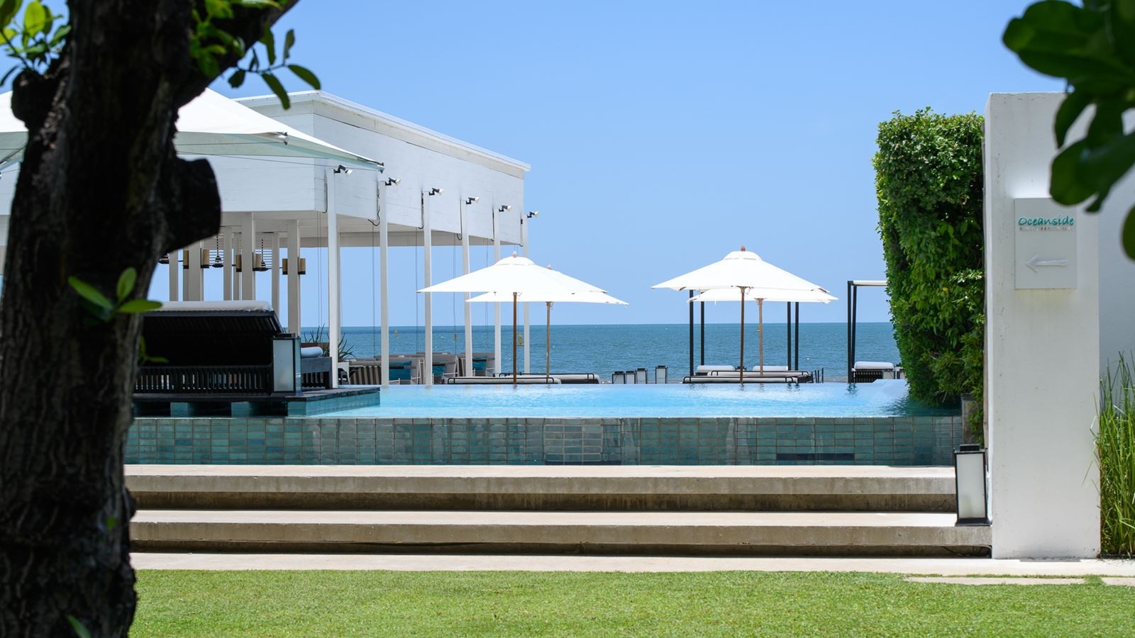 restaurants-oceanside-beach-club--restaurant