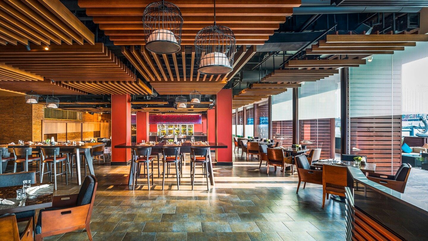 restaurants-riverside-grill