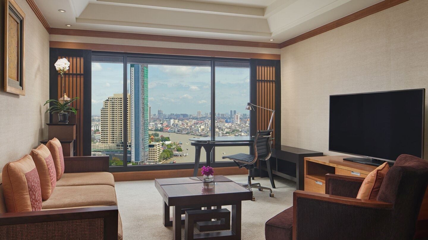 rooms-club-executive-riverview-suite
