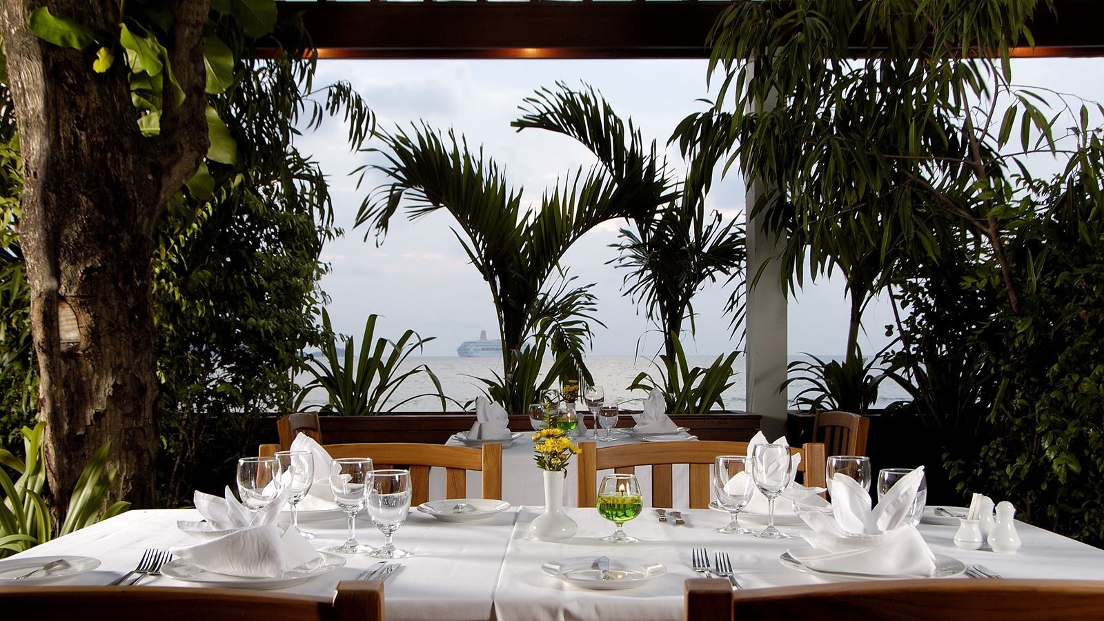 restaurants-sea-n-sun-restaurant