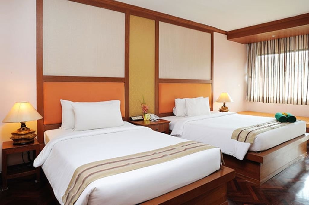 rooms-grand-deluxe-room