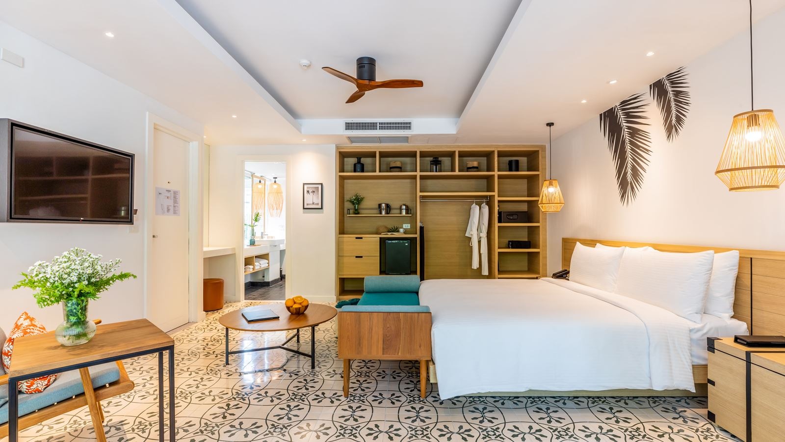 rooms-surin-studio-balcony