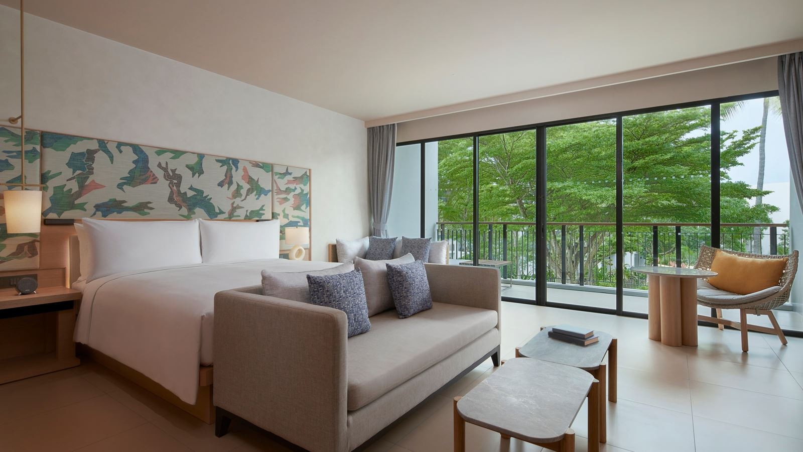 rooms-family-room-with-bunk-bed