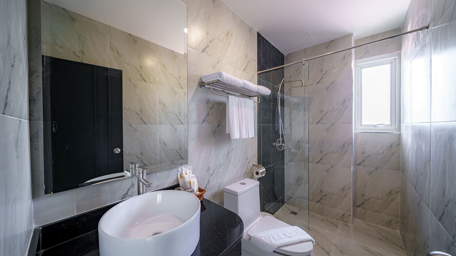 rooms-junior--suite-sea-view