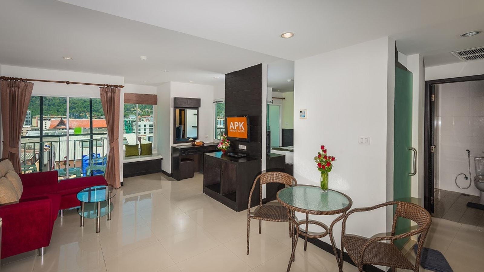 rooms-honeymoon-suite