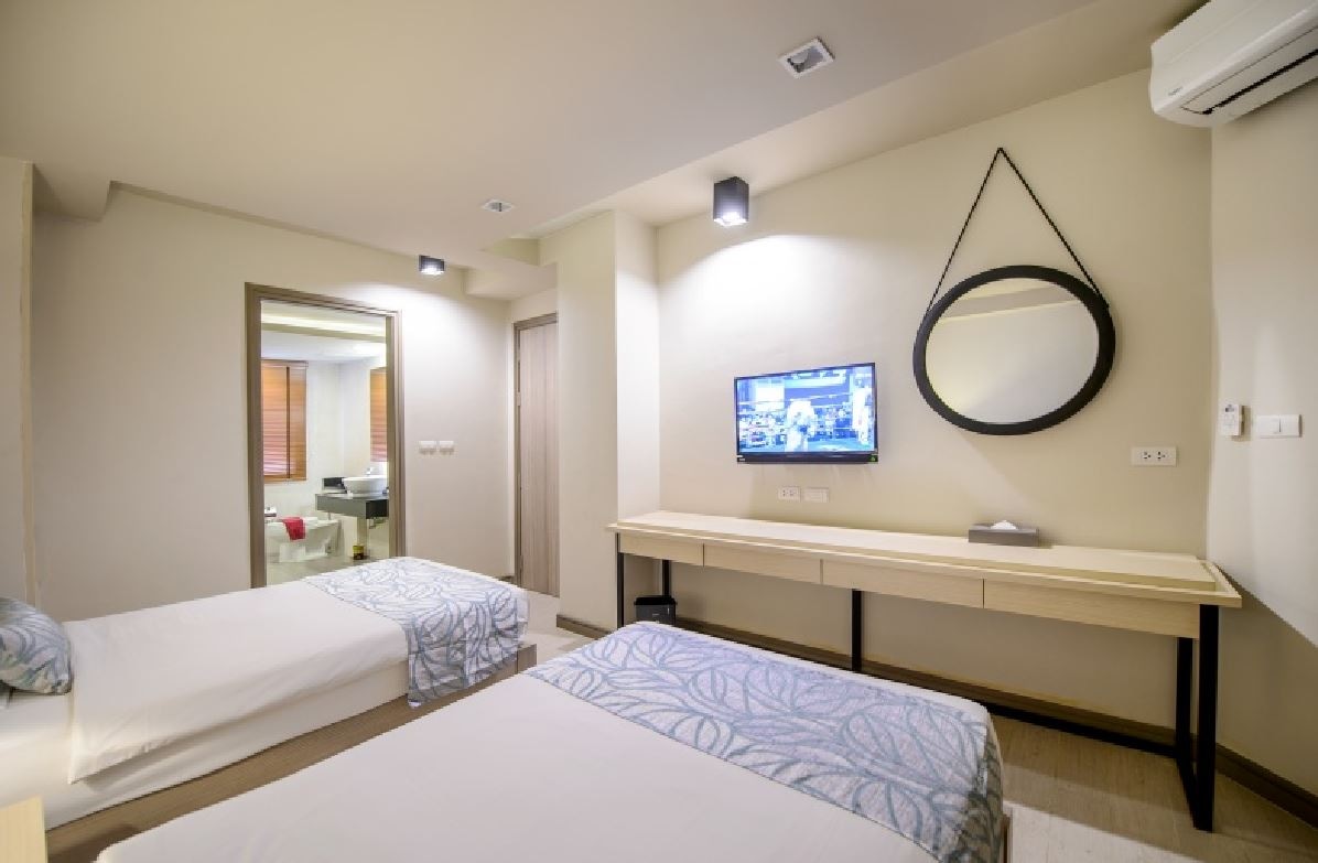 rooms-2-bedroom-premier-suite-family-room