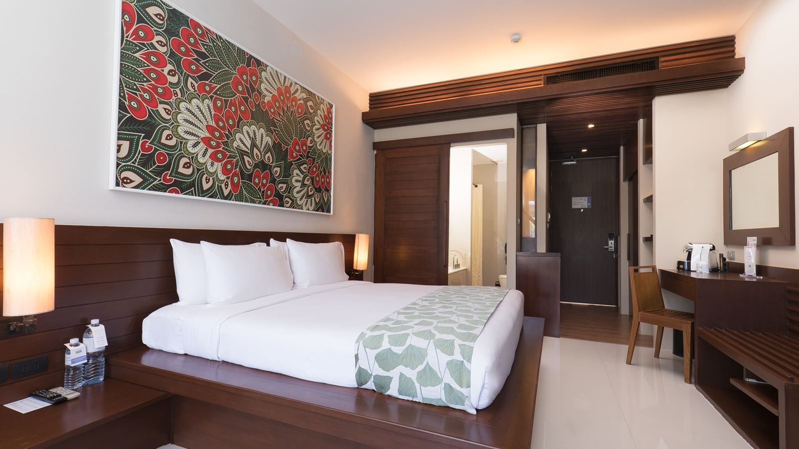 rooms-deluxe-pool-access-room