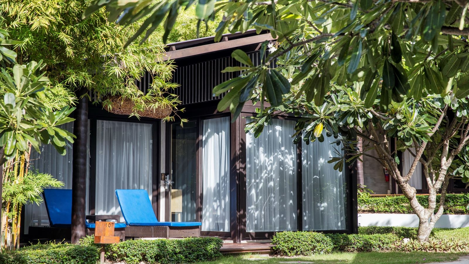 rooms-one-bedroom-suite