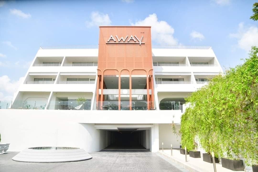 general-main-building