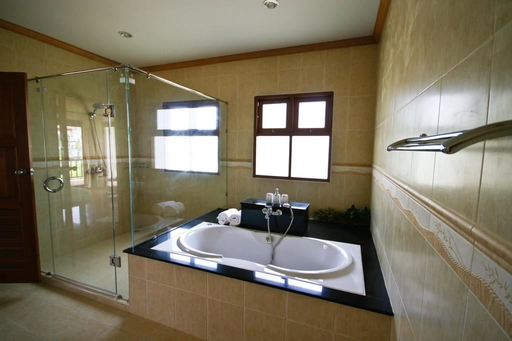 rooms-3-bedroom-pool-villa