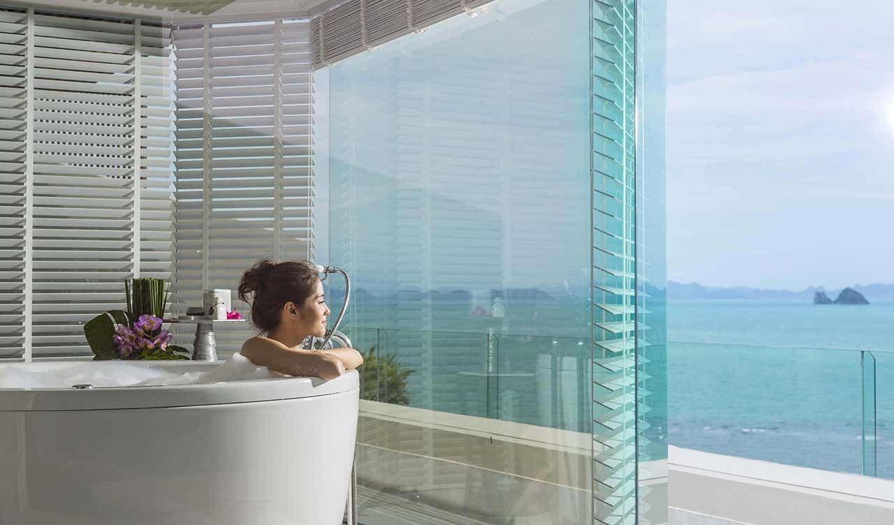 rooms-club-panoramic-ocean-view-suite