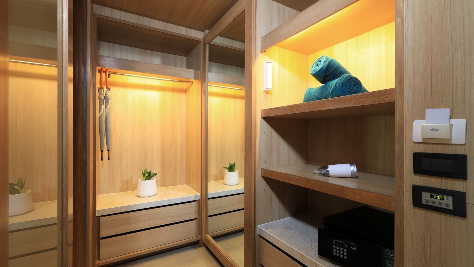 rooms-plunge-pool-daydream