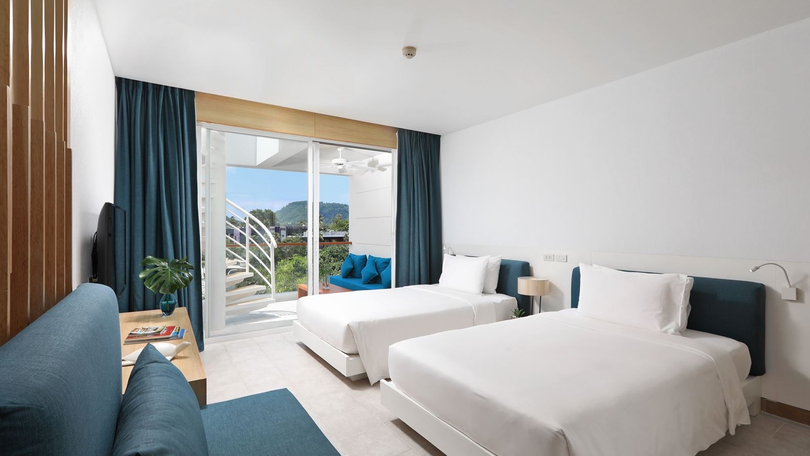 rooms-moonlight-deluxe-room