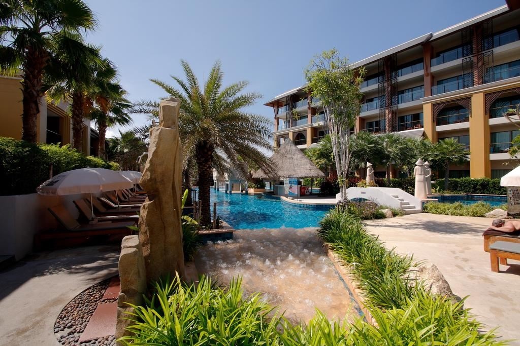 general-main-building