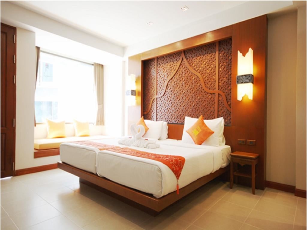 rooms-superior-pool-view