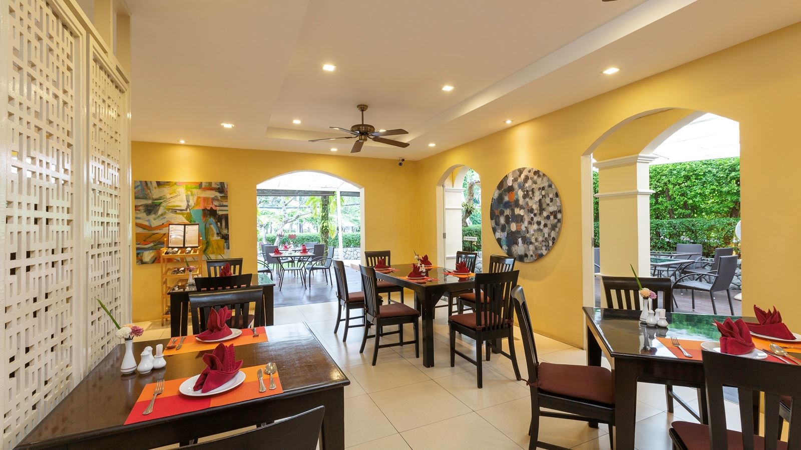 restaurants-am-ma-house