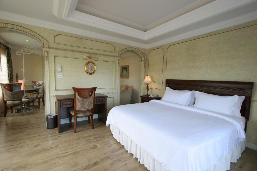 rooms-junior-suite-60-sqm-2-paxs